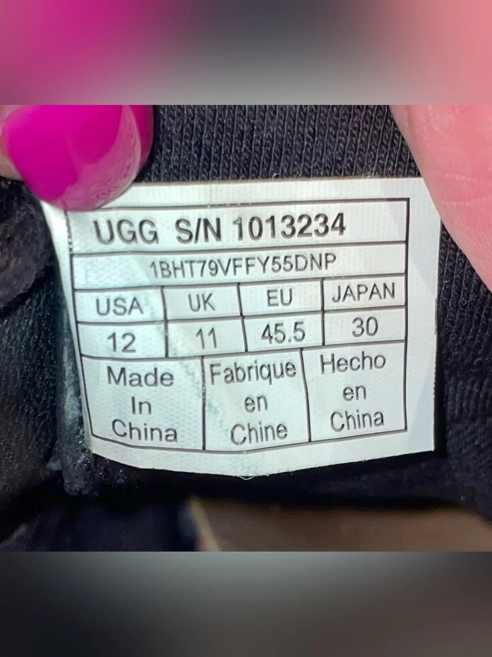 UGG Australia Men Size 12 Black Leather Chukka Boots Lace Up Ankle Shoes 1013234